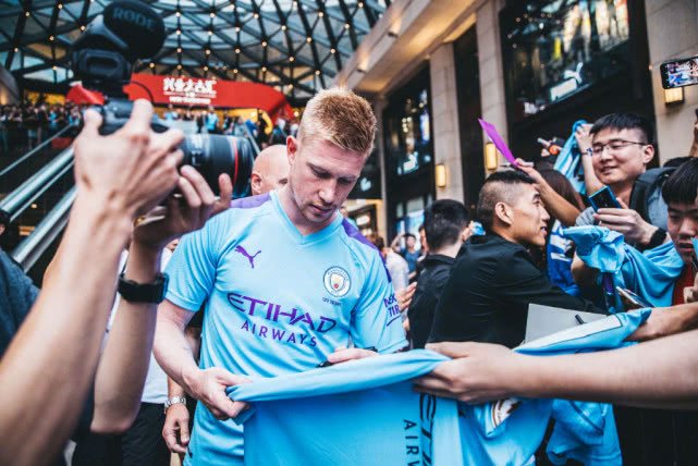 篮球勇士球星连续三场贡献双双