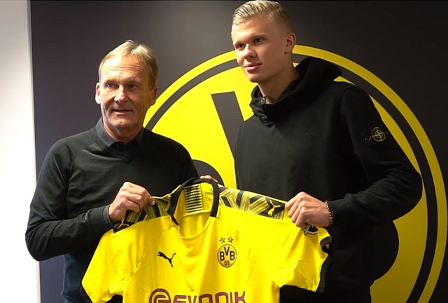 状态火热！福登全场数据：传球成功率88.9％，贡献1球1助