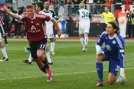 说唱歌手GAI祝贺铜梁龙冲超成功，官方回复：GAI哥我们做到了